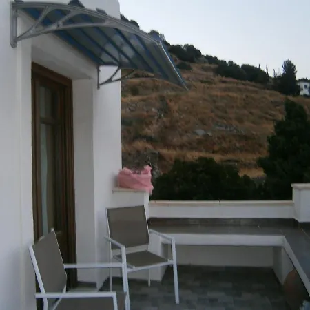 Moraki 2 Andros Vakantiehuis *